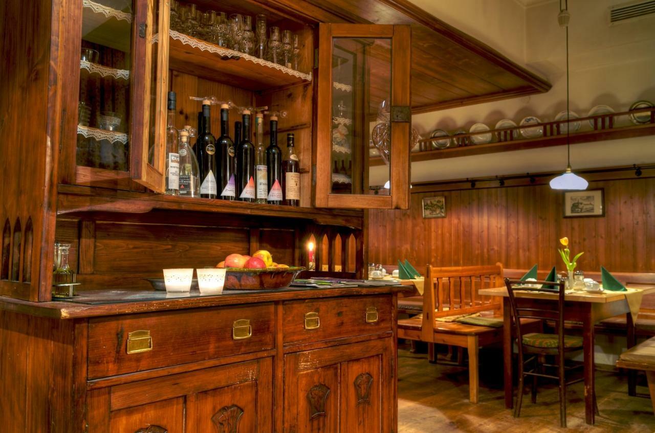 Hotel Gasthof Koenig Kremsmünster Dış mekan fotoğraf